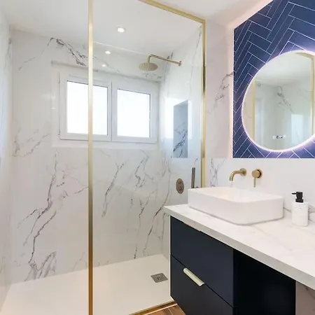 Moderne Avec Terrasse A 200 M Des Plages