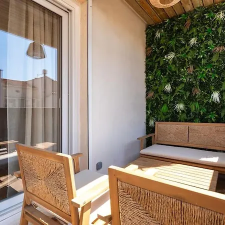 Moderne Avec Terrasse A 200 M Des Plages *